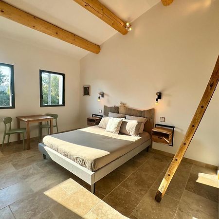 Mas Campau Bed and Breakfast Fontvieille Buitenkant foto