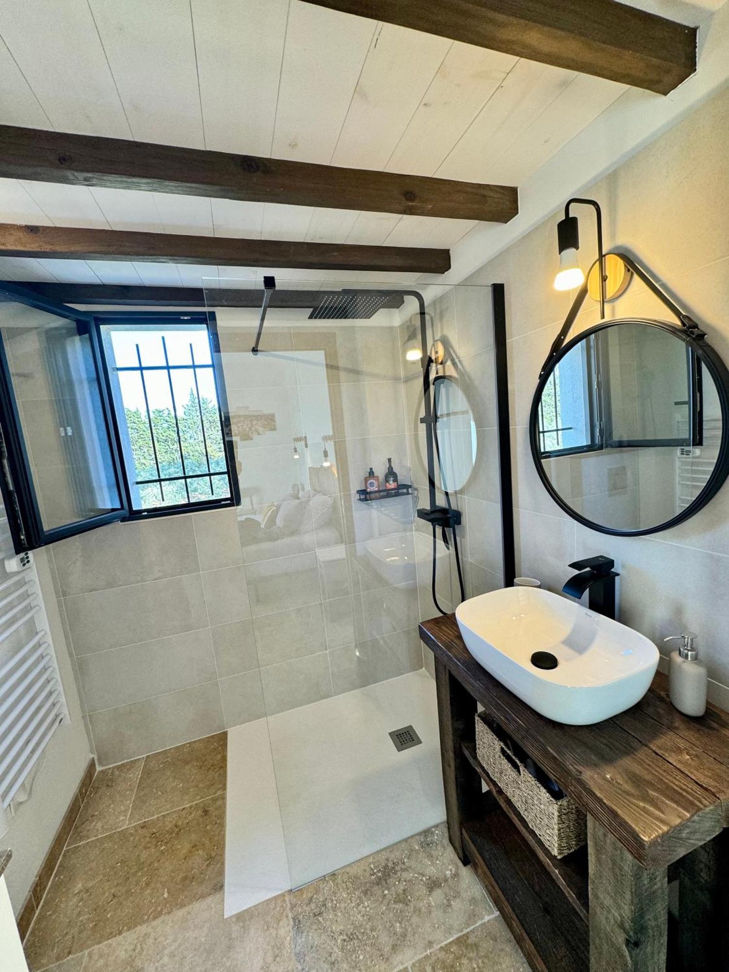 Mas Campau Bed and Breakfast Fontvieille Buitenkant foto